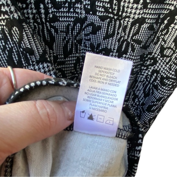 Nina Leopard Black and White Floral Bell Sleeve Mini Dress I Size: L - Picture 7 of 8